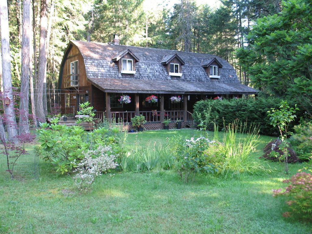 Cedar Song B&B Парксвилл Экстерьер фото